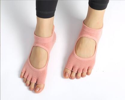 wzw24004 Yoga socks cotton professional exposed five-finger Pilates socks non-slip five-finger socks women's warm indoor fitness sports socks floor socks